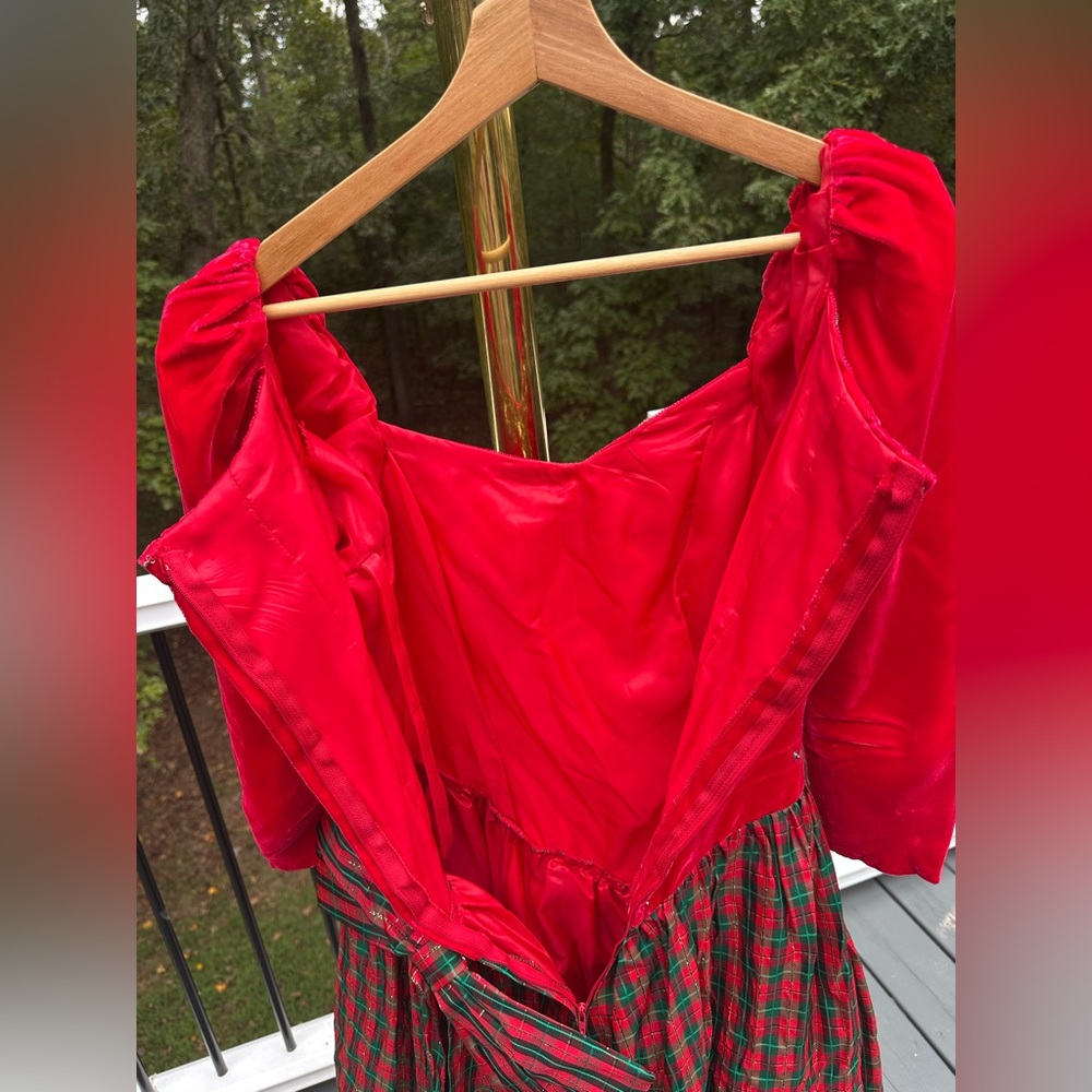 Vintage 1980’s Holiday Party Velvet & Tartan Plaid  A Line Skirt Vintage Size 8 - Picture 11 of 12